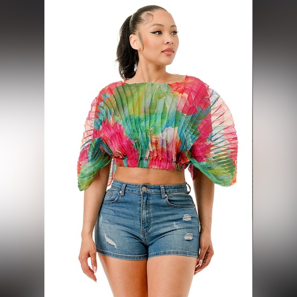 Tops - Pleated Women's Top with Bra